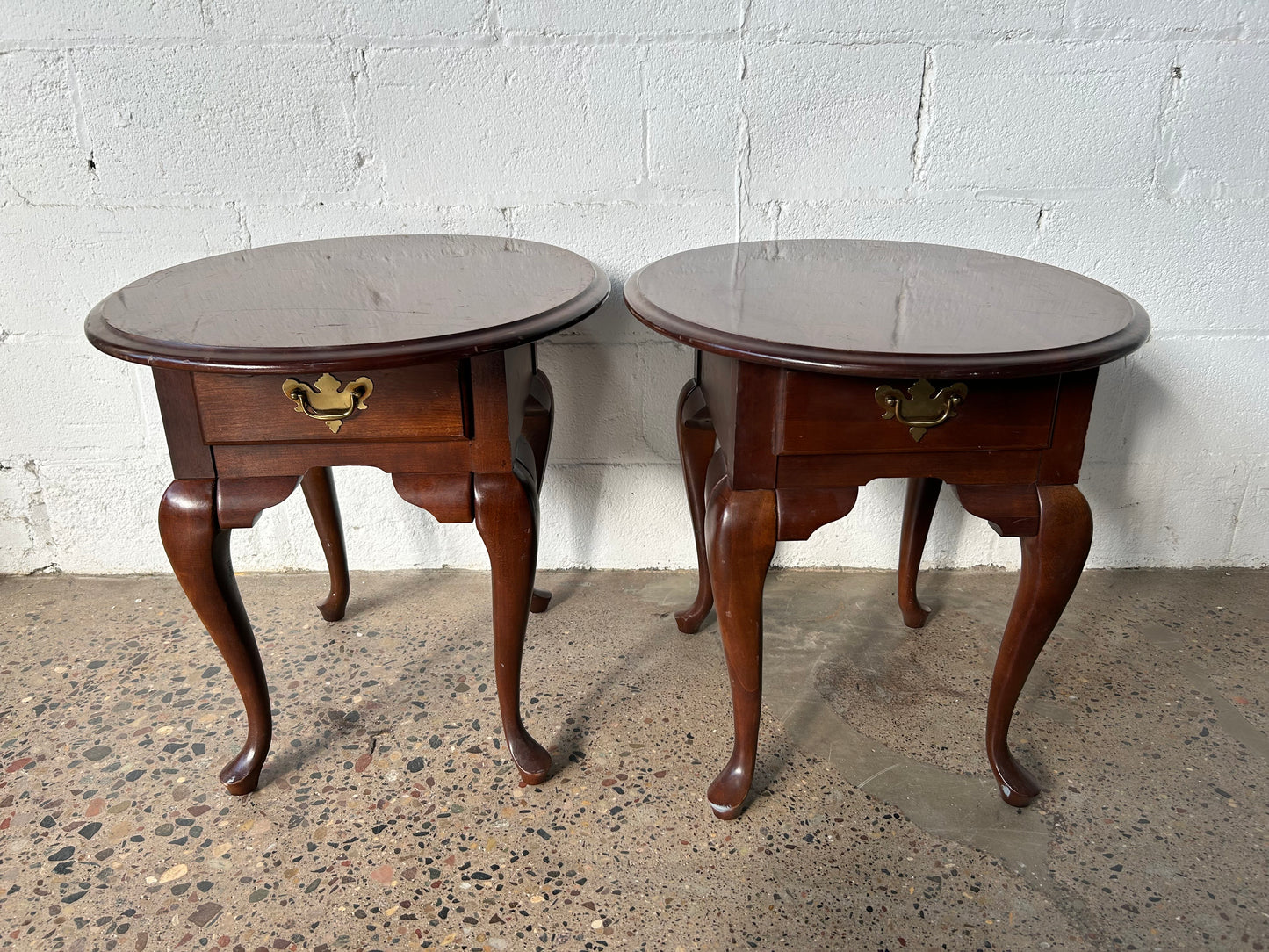 Queen Anne Oval Side Table