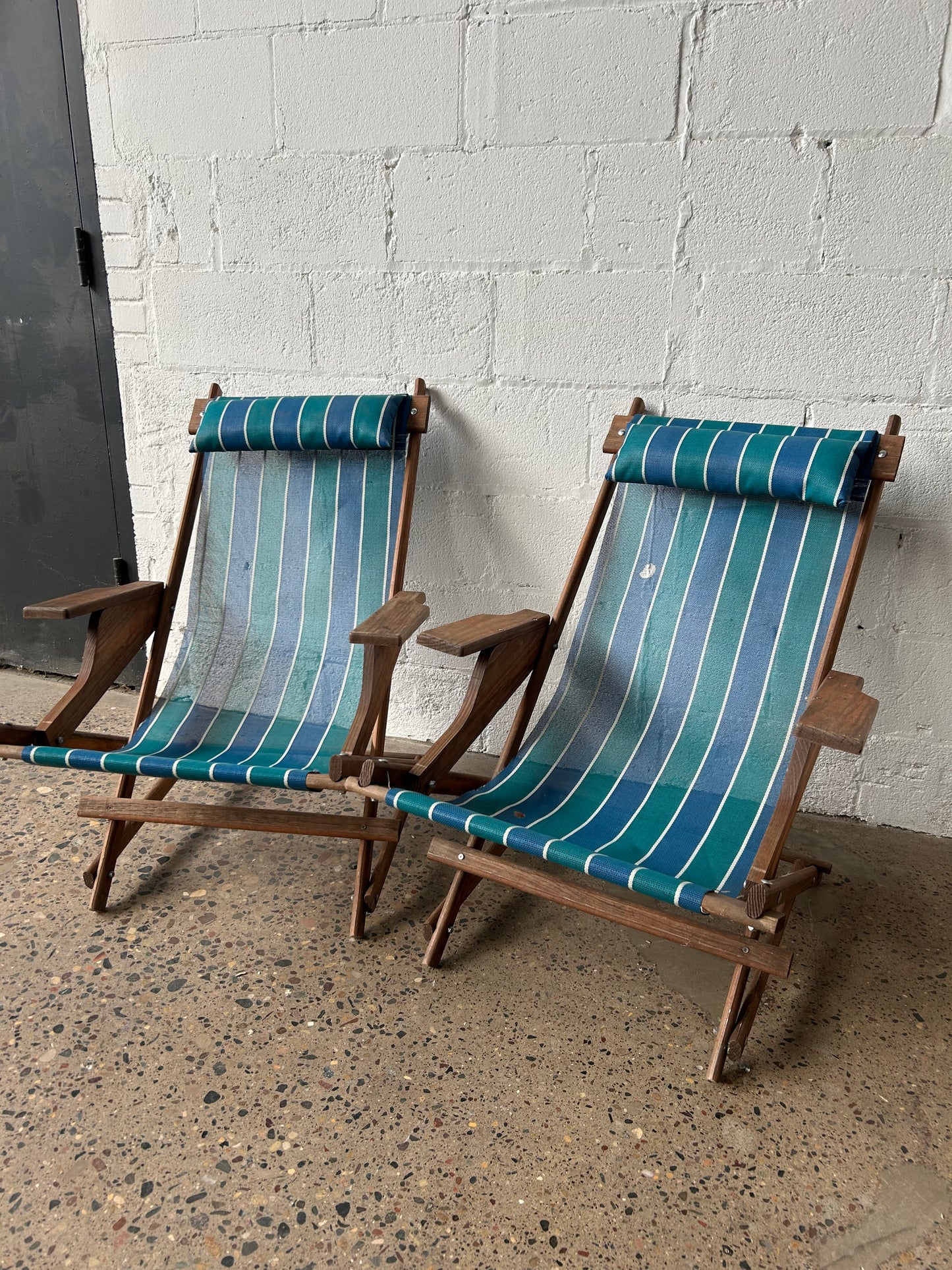 Striped Folding Beach Chair- set