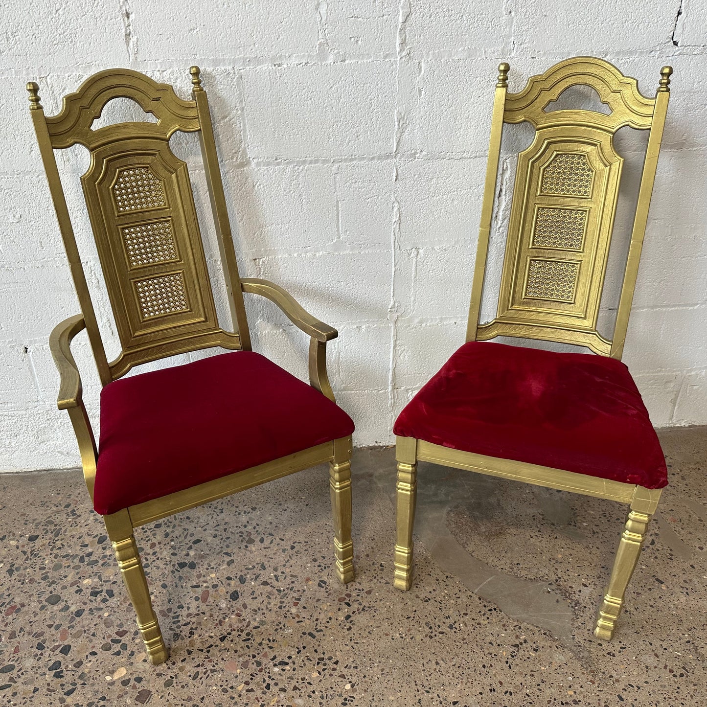 Gold and Red Throne (set)