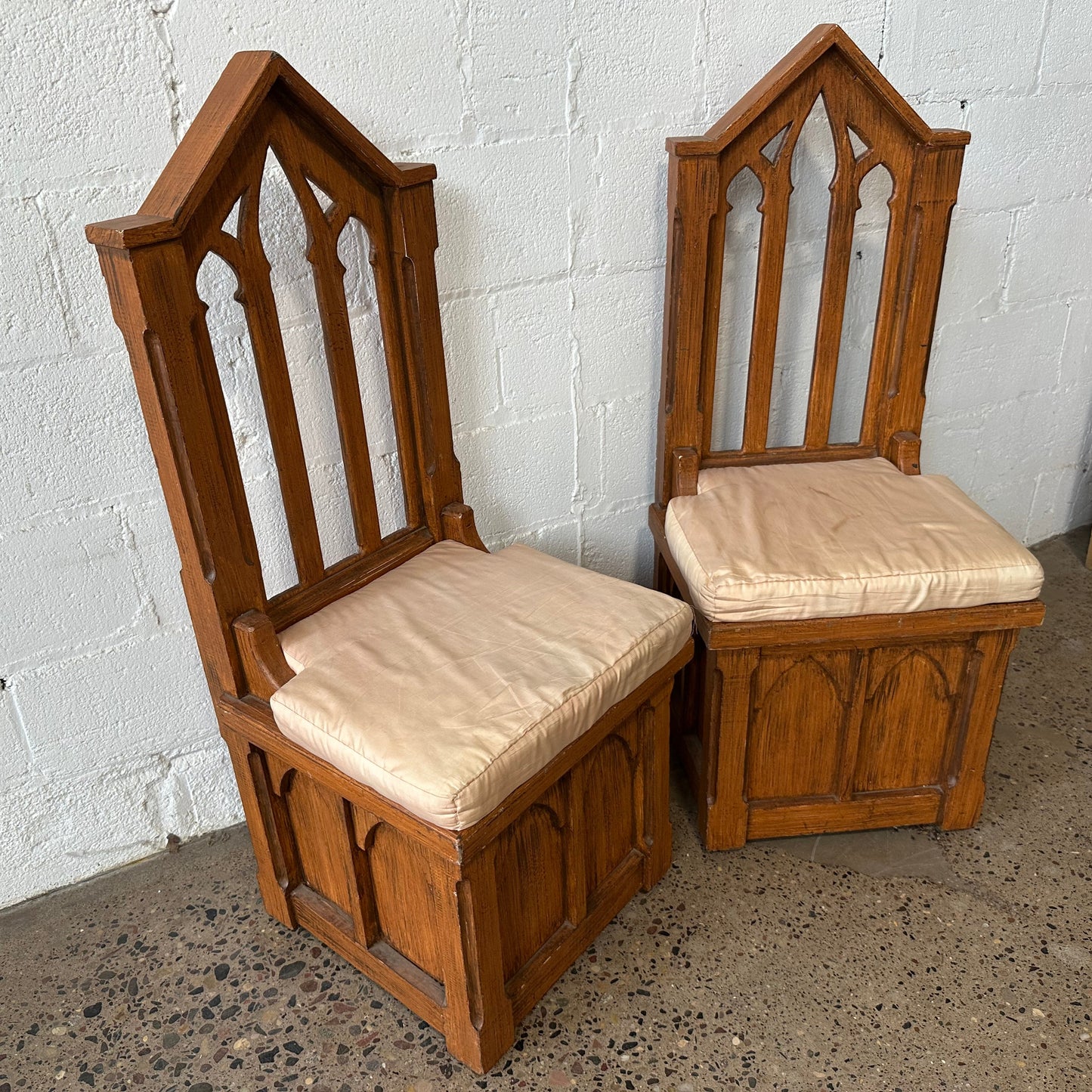 Wood Cathedral Throne