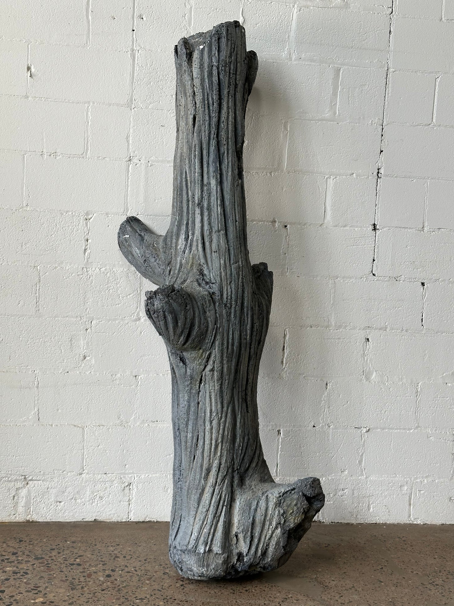 Foam Grey Log