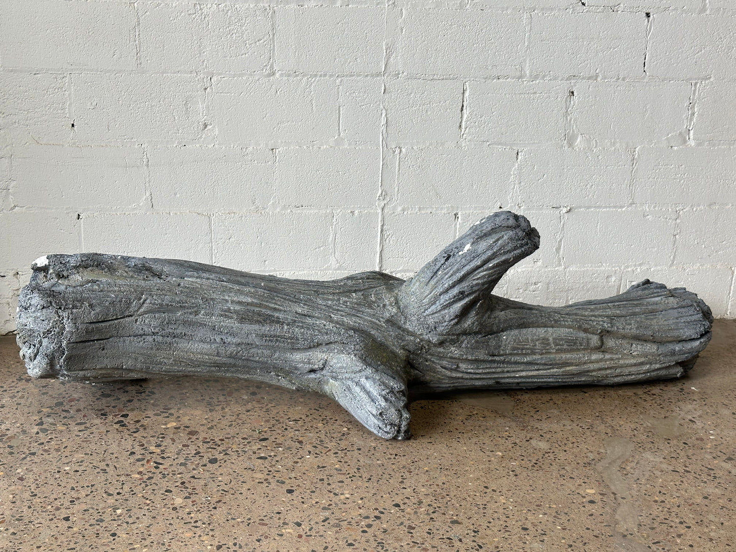 Foam Grey Log