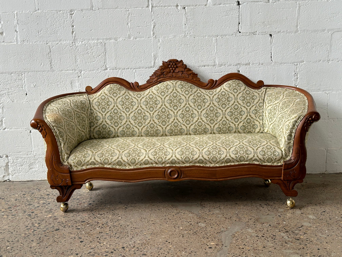 Pale Green Sofa (set)