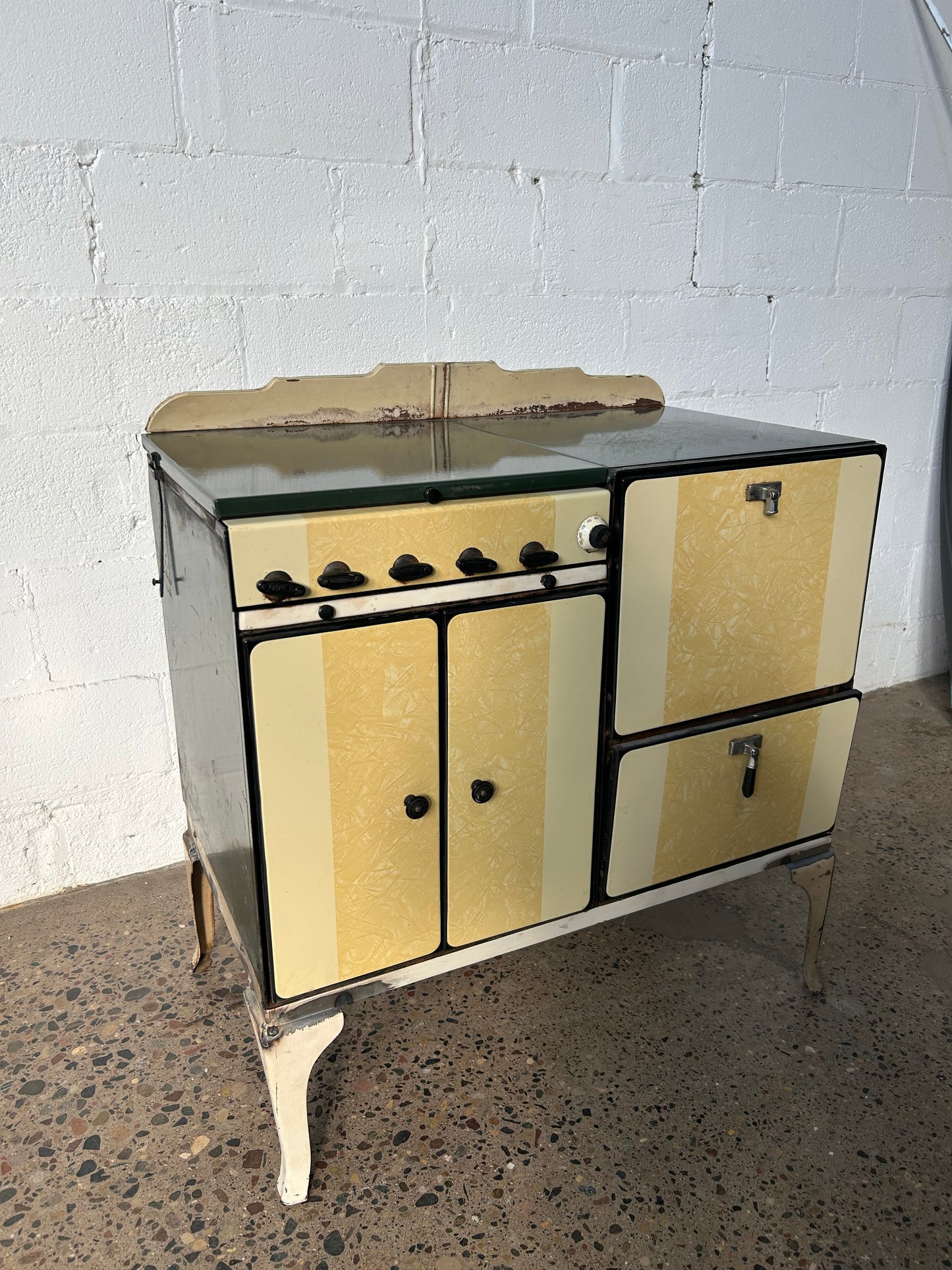 1920s Gas Stove