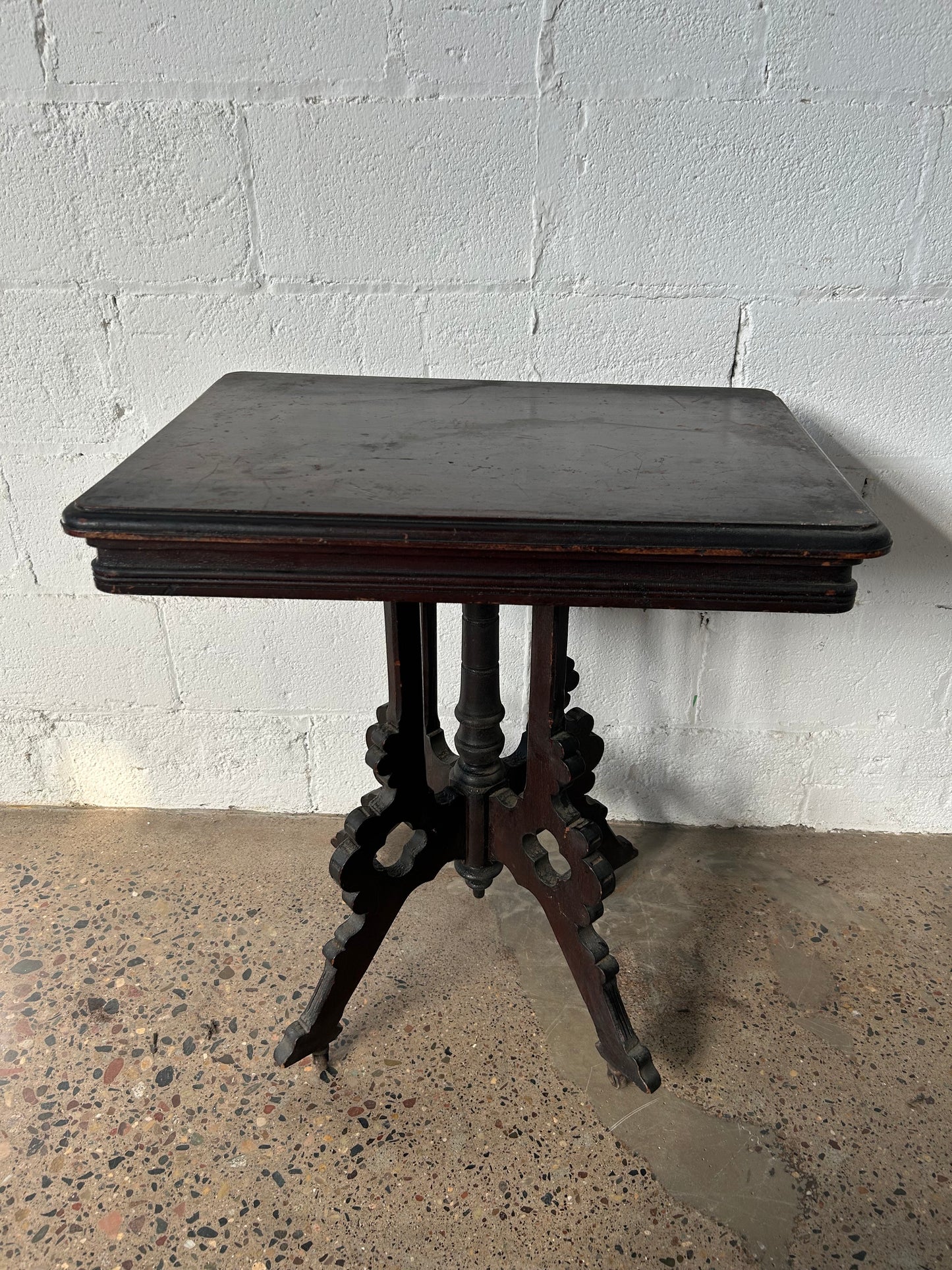 Medieval Clover Side Table