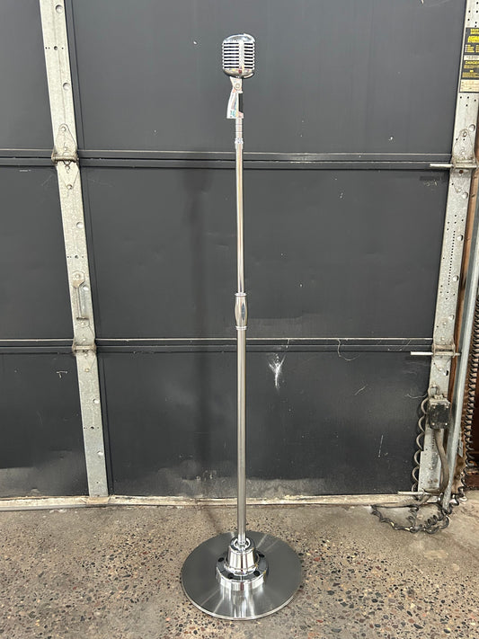 Retro Standing Microphone