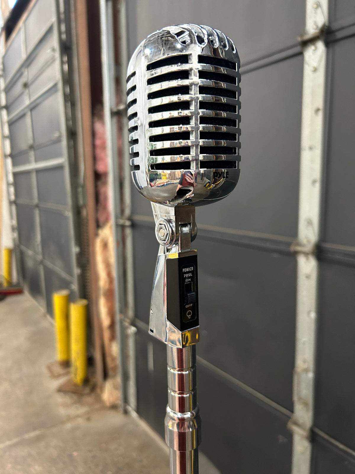 Retro Standing Microphone