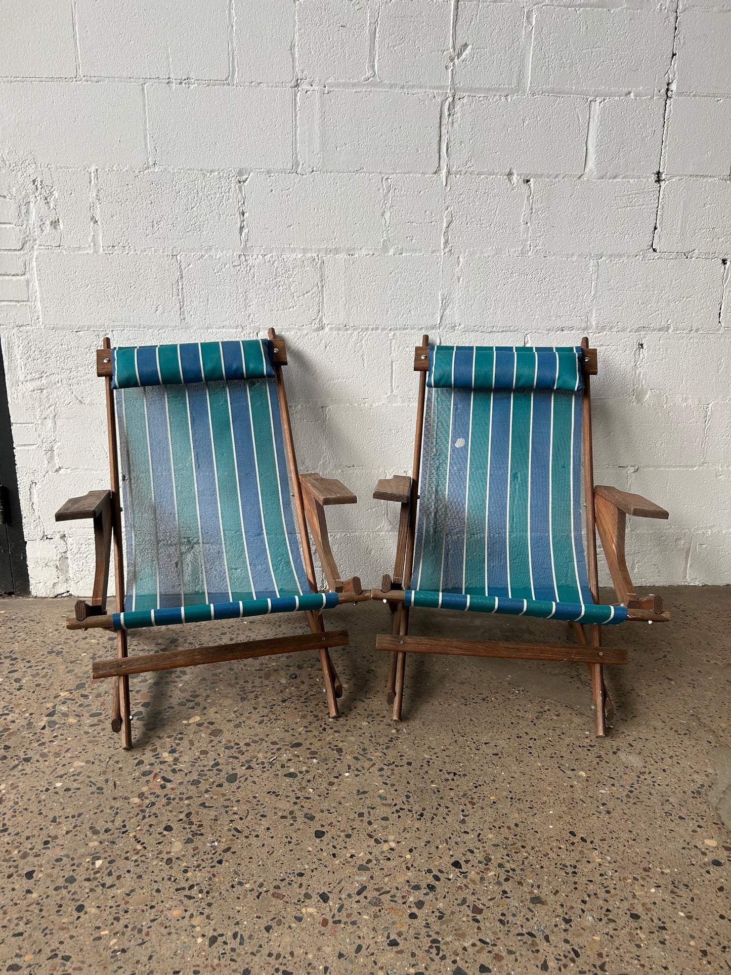 Striped Folding Beach Chair- set