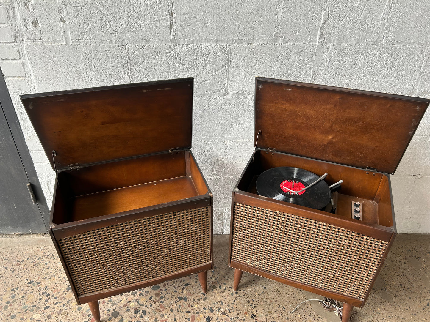 Record Player and Matching Speaker