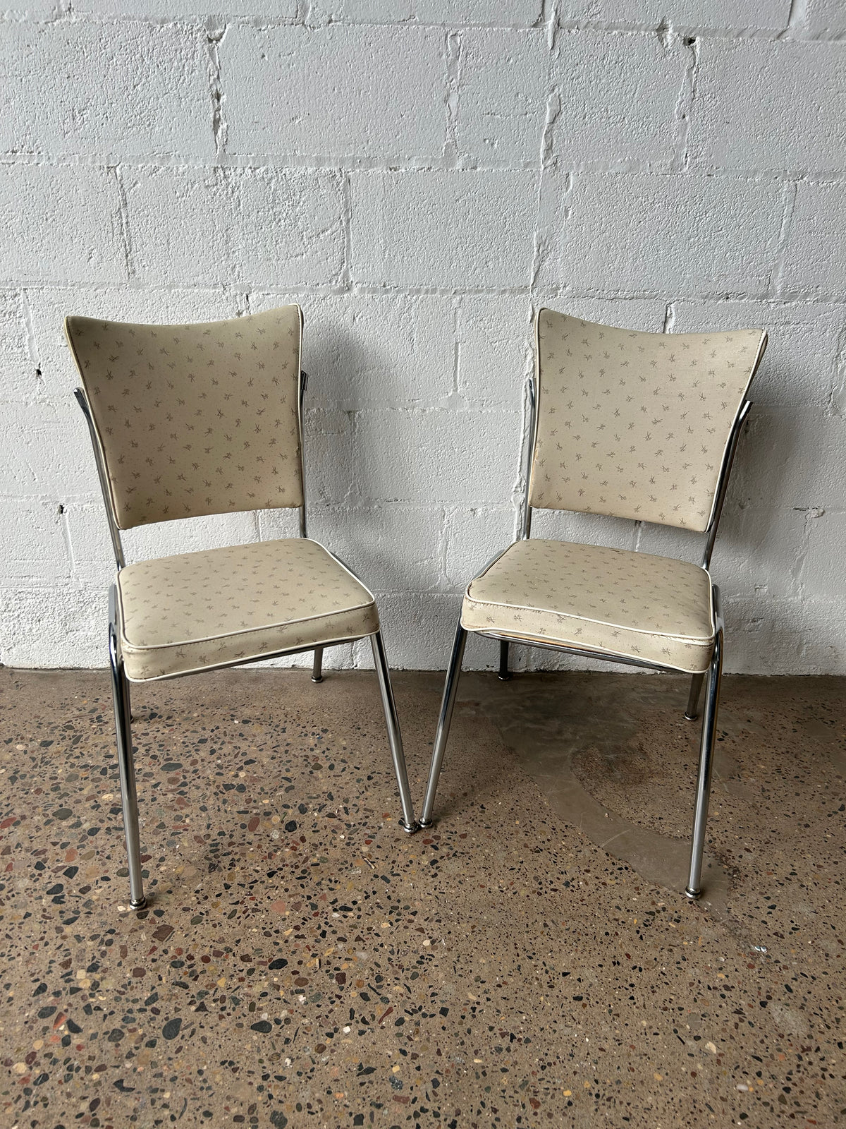 Cream Vinyl Dining Chair (set of 4)