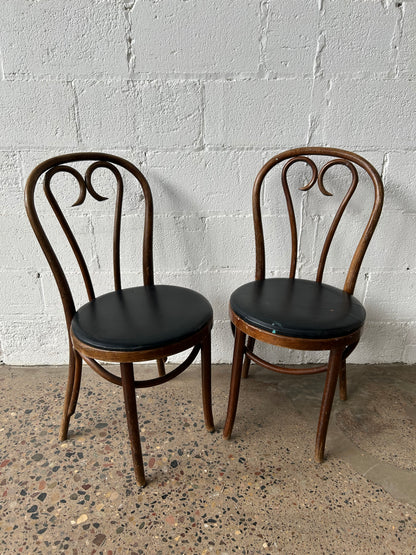 Heart Back Bentwood with Black Seats (set of 5)