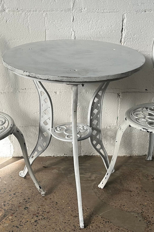 Paintable Café Table