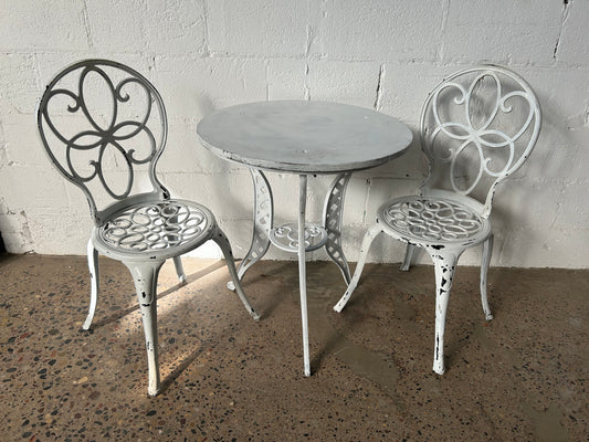 Paintable Metal Garden Table and Chairs (set)