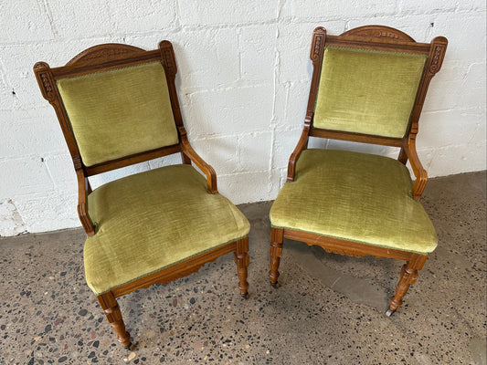 Pistachio Chairs (set)