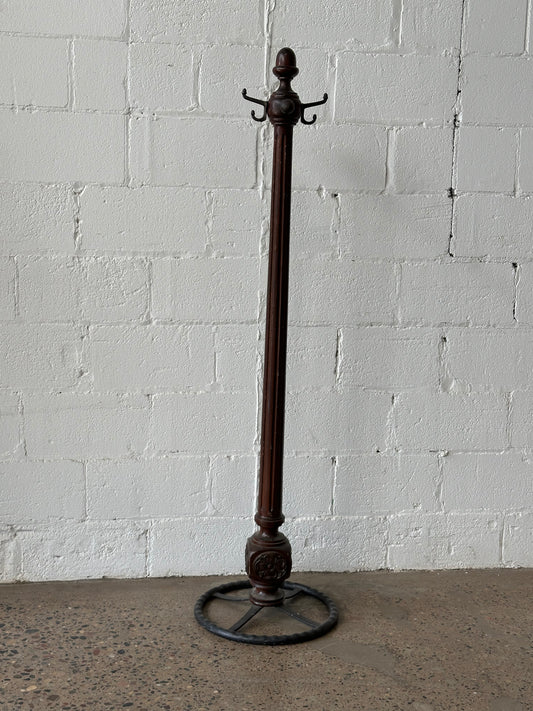 Coat Rack with Circular Base